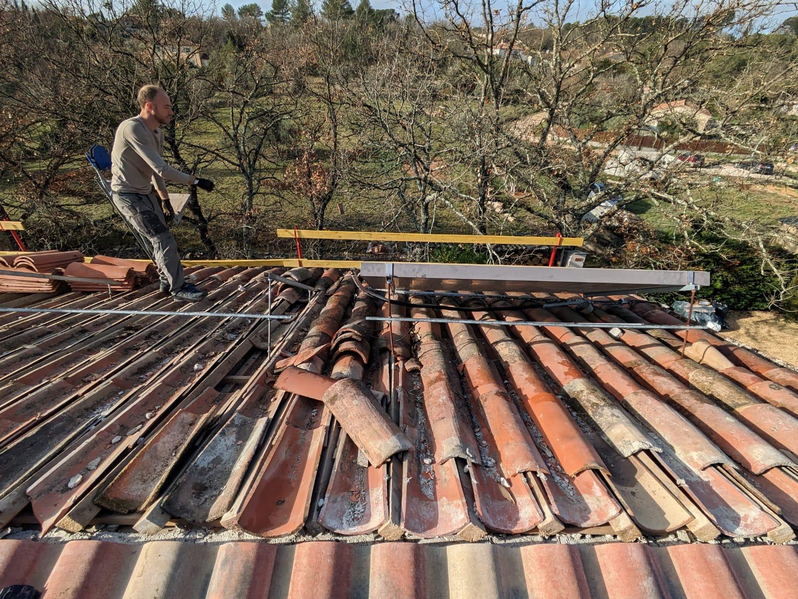 Couvreur au travail - image 2